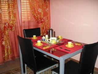 La Casa Dei Colori Acomodação com café da manhã  3*